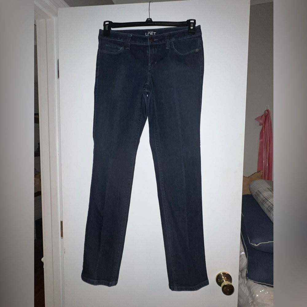 NWOT Ann Taylor LOFT Modern Straight Leg Jeans - Size 4